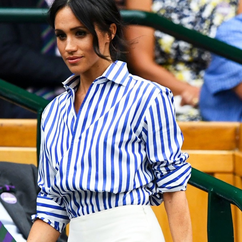 💥Closet Blowout!! Banana Republic striped blouse